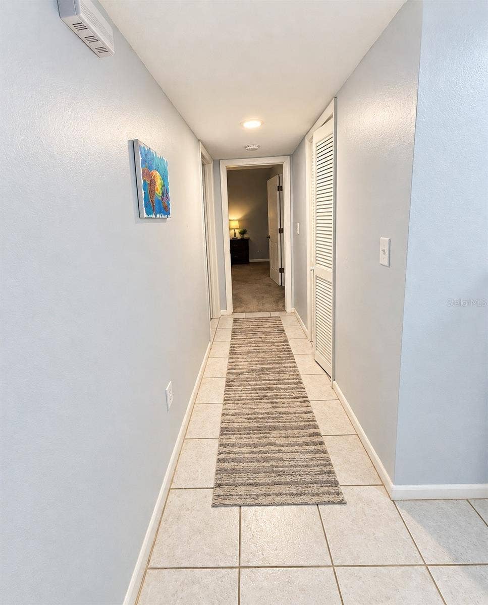5444 GLEN IVY PLACE N, Pinellas Park, FL 33782 Hallway