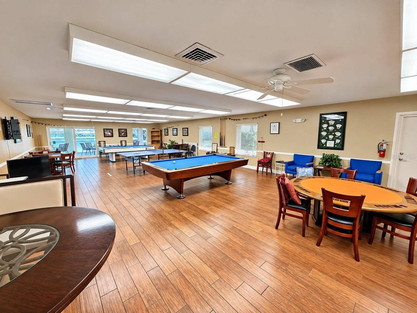 5444 GLEN IVY PLACE N, Pinellas Park, FL 33782 Clubhouse Game Room