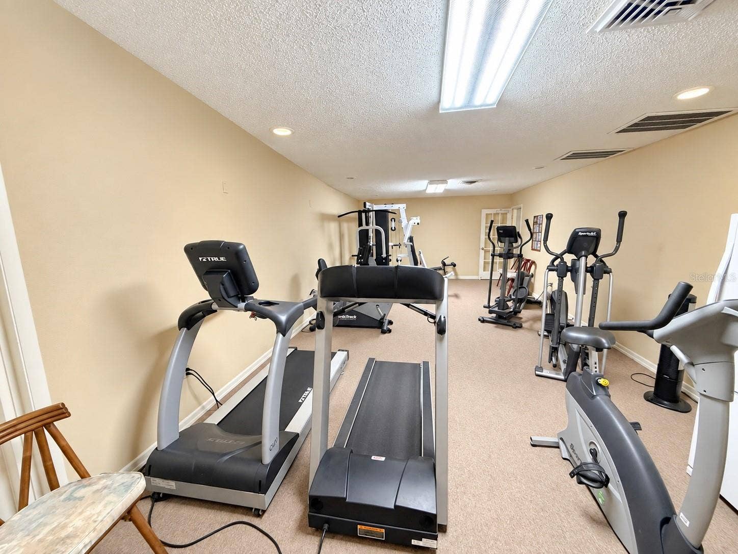 5444 GLEN IVY PLACE N, Pinellas Park, FL 33782 Fitness Center