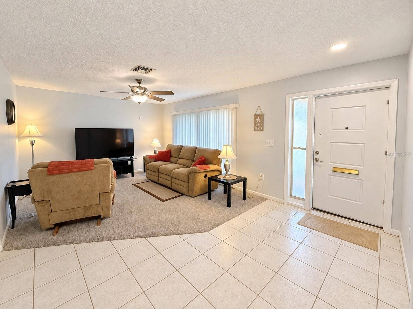 5444 GLEN IVY PLACE N, Pinellas Park, FL 33782 Family Room