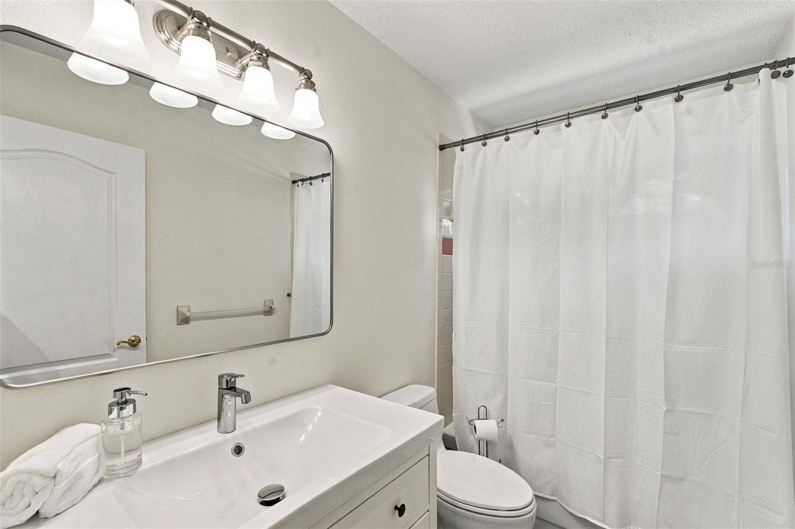 3553 FLORIAN TERRACE, Palm Harbor, FL 34685 3553 FLORIAN TERRACE, Palm Harbor, FL 34685