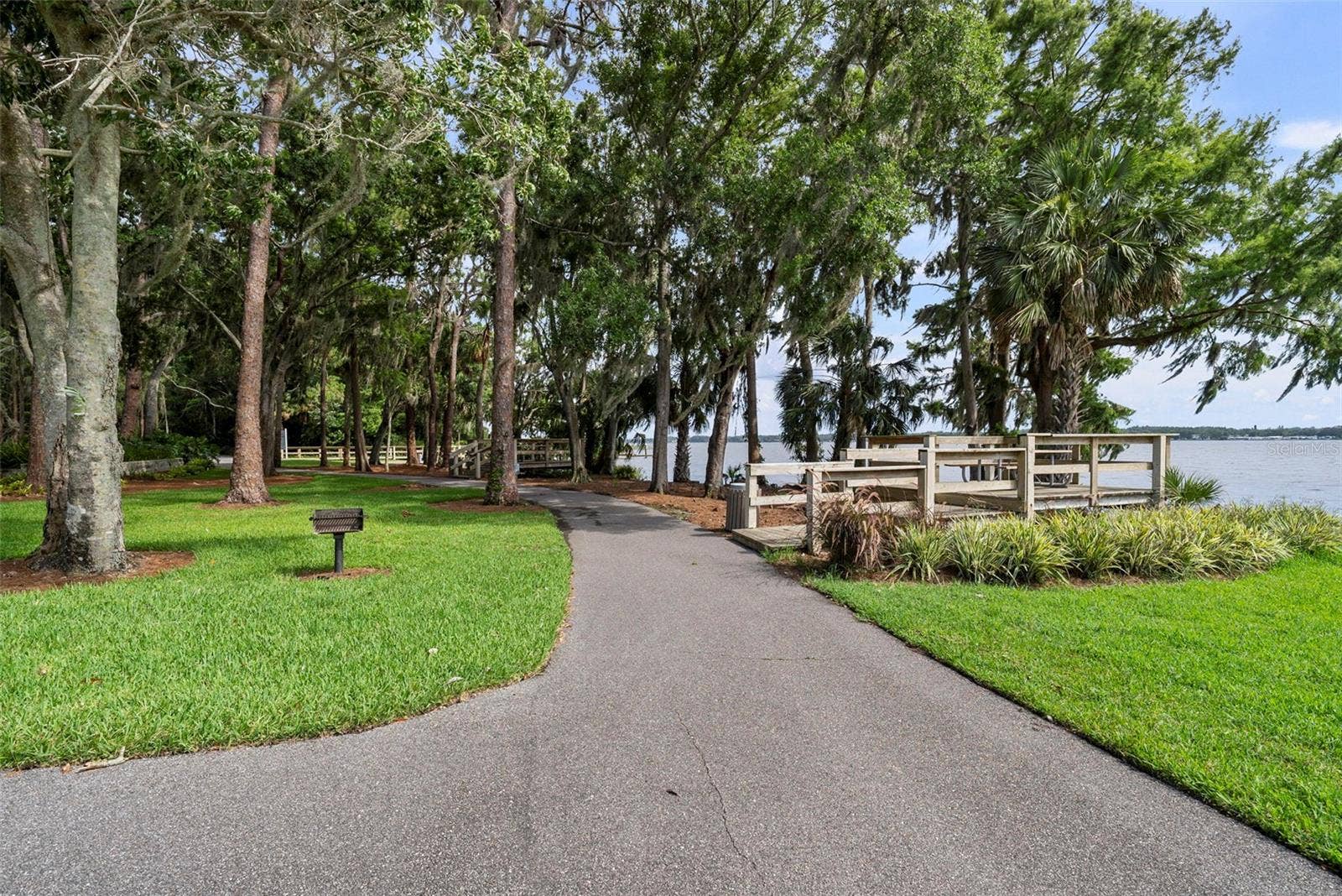 3553 FLORIAN TERRACE, Palm Harbor, FL 34685 3553 FLORIAN TERRACE, Palm Harbor, FL 34685