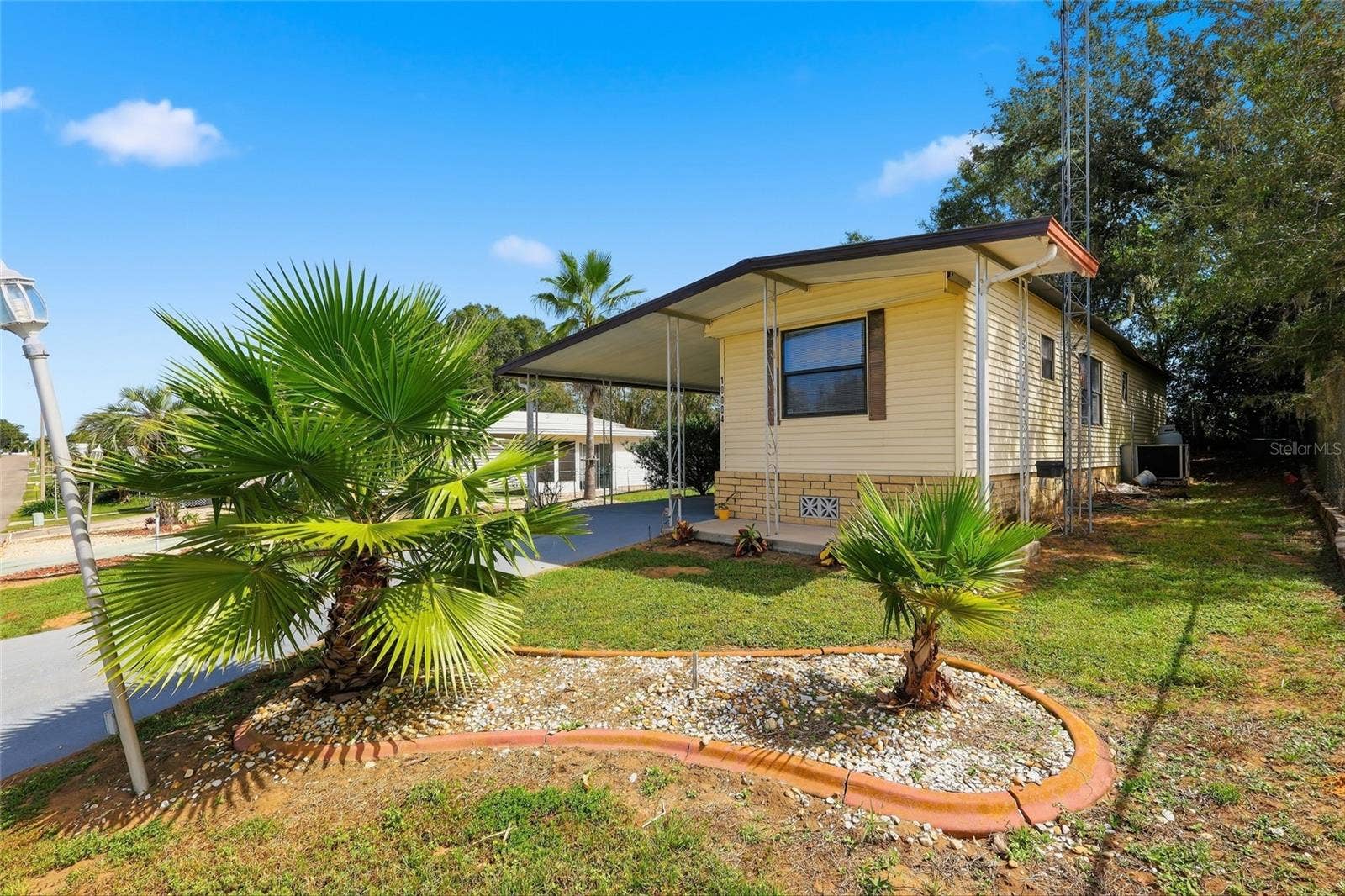 10004 HAMP DRIVE, Dade City, FL 33525