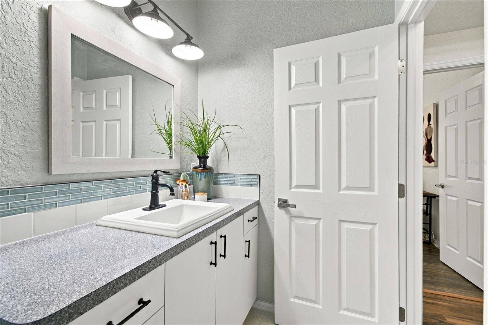 2724 HAMBLE VILLAGE LANE, Palm Harbor, FL 34684 2724 HAMBLE VILLAGE LANE, Palm Harbor, FL 34684