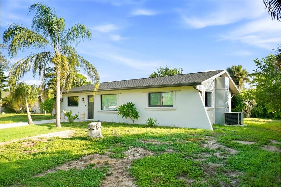 Property photo for 1112 KENISCO ROAD, Venice, FL