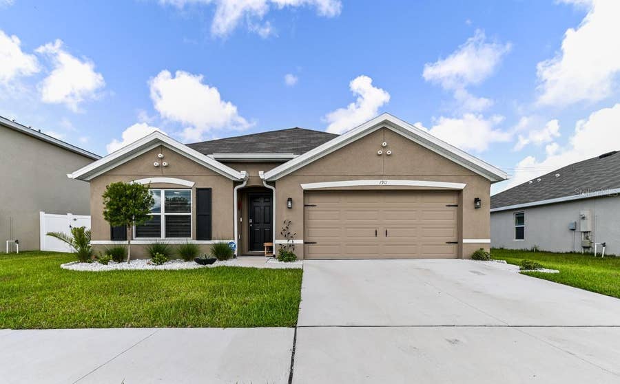 Property photo for 1911 BLUE STREAM STREET, Ruskin, FL