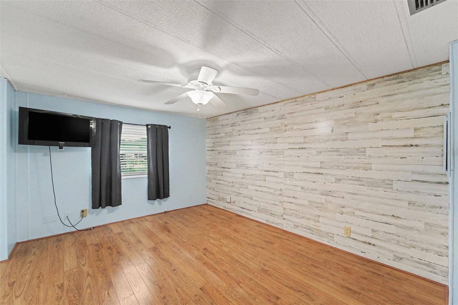 10055 COLLINGWOOD AVENUE, Dade City, FL 33525 10055 COLLINGWOOD AVENUE, Dade City, FL 33525