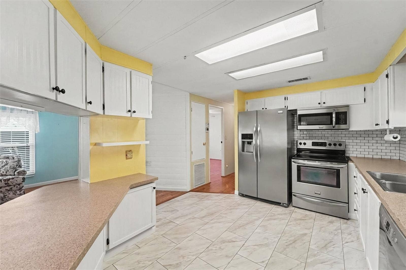 10055 COLLINGWOOD AVENUE, Dade City, FL 33525 10055 COLLINGWOOD AVENUE, Dade City, FL 33525