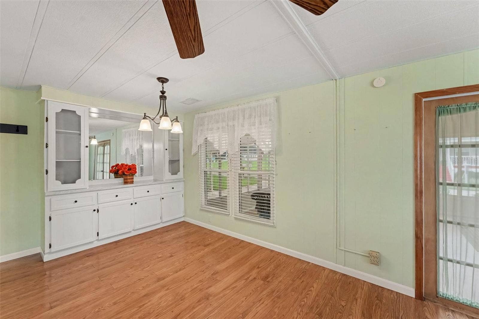 10055 COLLINGWOOD AVENUE, Dade City, FL 33525 10055 COLLINGWOOD AVENUE, Dade City, FL 33525