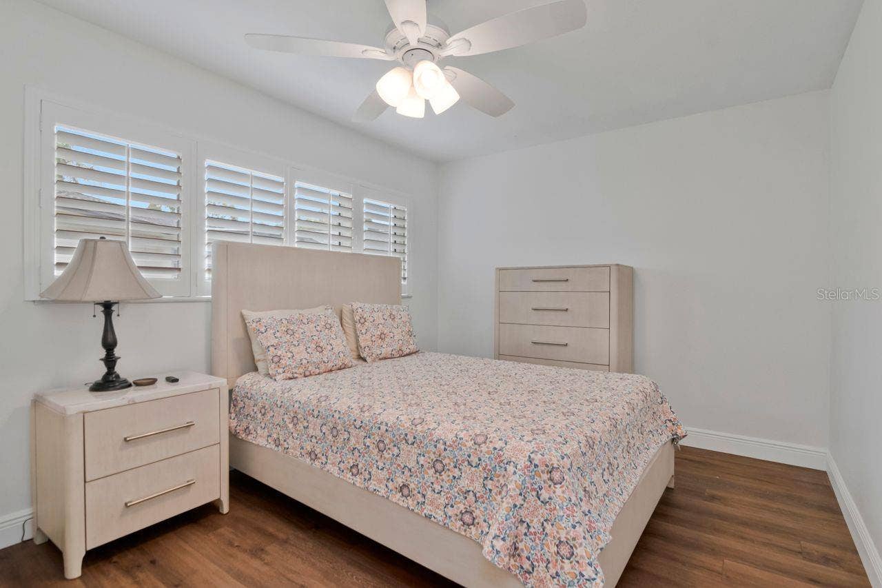 1113 GLENMOOR COURT, Clearwater, FL 33764 1113 GLENMOOR COURT, Clearwater, FL 33764