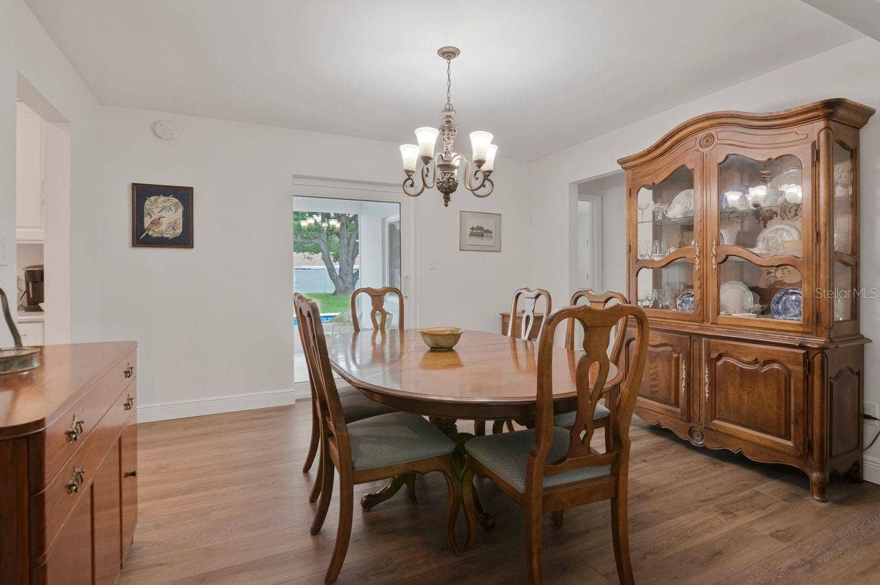 1113 GLENMOOR COURT, Clearwater, FL 33764 1113 GLENMOOR COURT, Clearwater, FL 33764