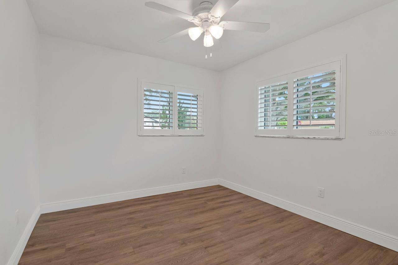 1113 GLENMOOR COURT, Clearwater, FL 33764 1113 GLENMOOR COURT, Clearwater, FL 33764