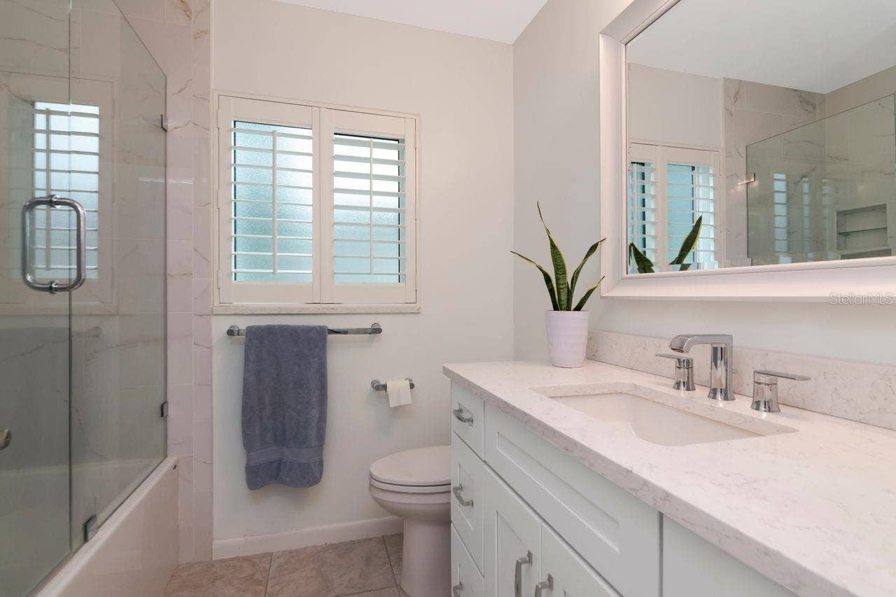 1113 GLENMOOR COURT, Clearwater, FL 33764 1113 GLENMOOR COURT, Clearwater, FL 33764