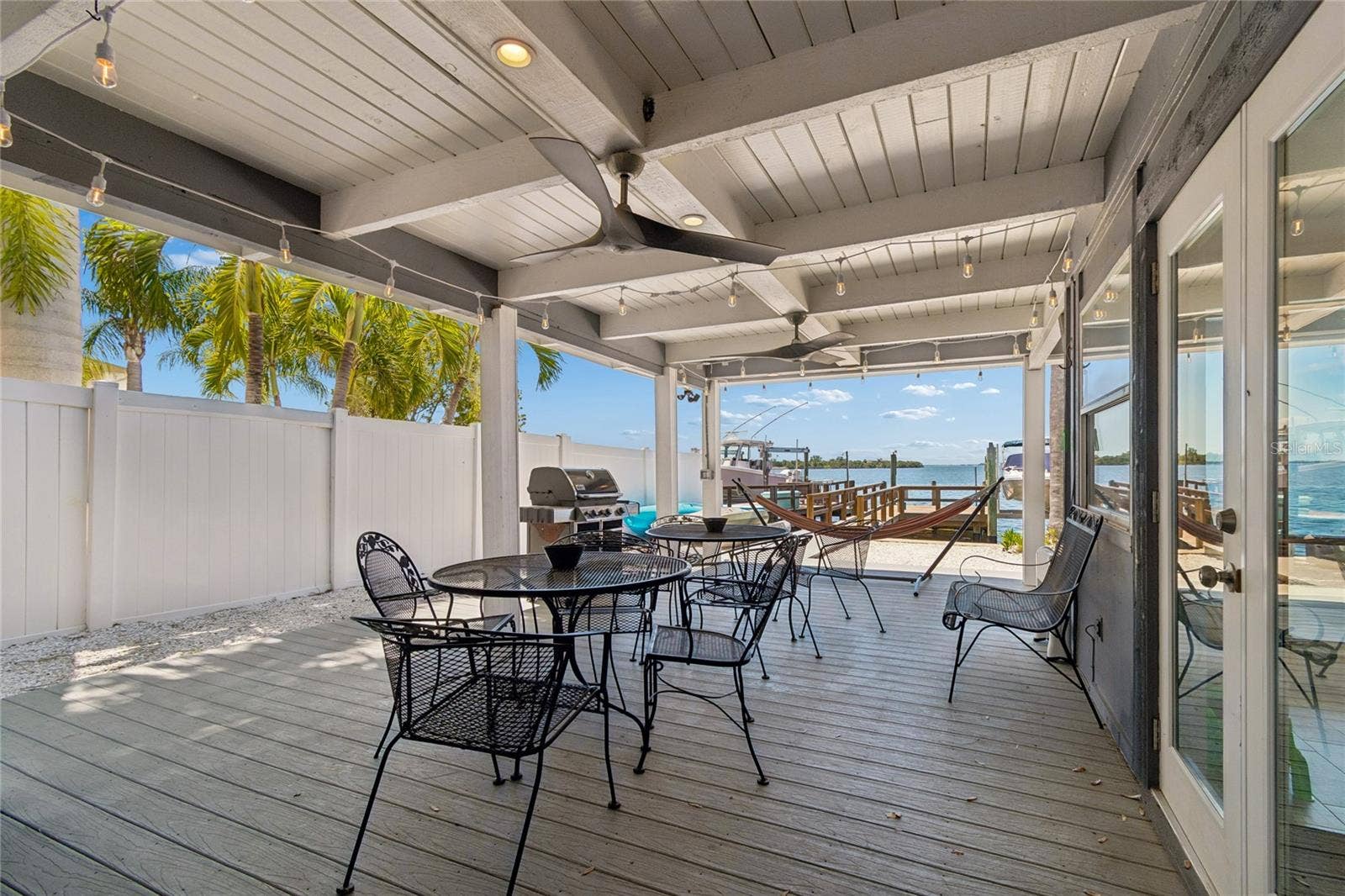 104 KLOSTERMAN ROAD W, Palm Harbor, FL 34683