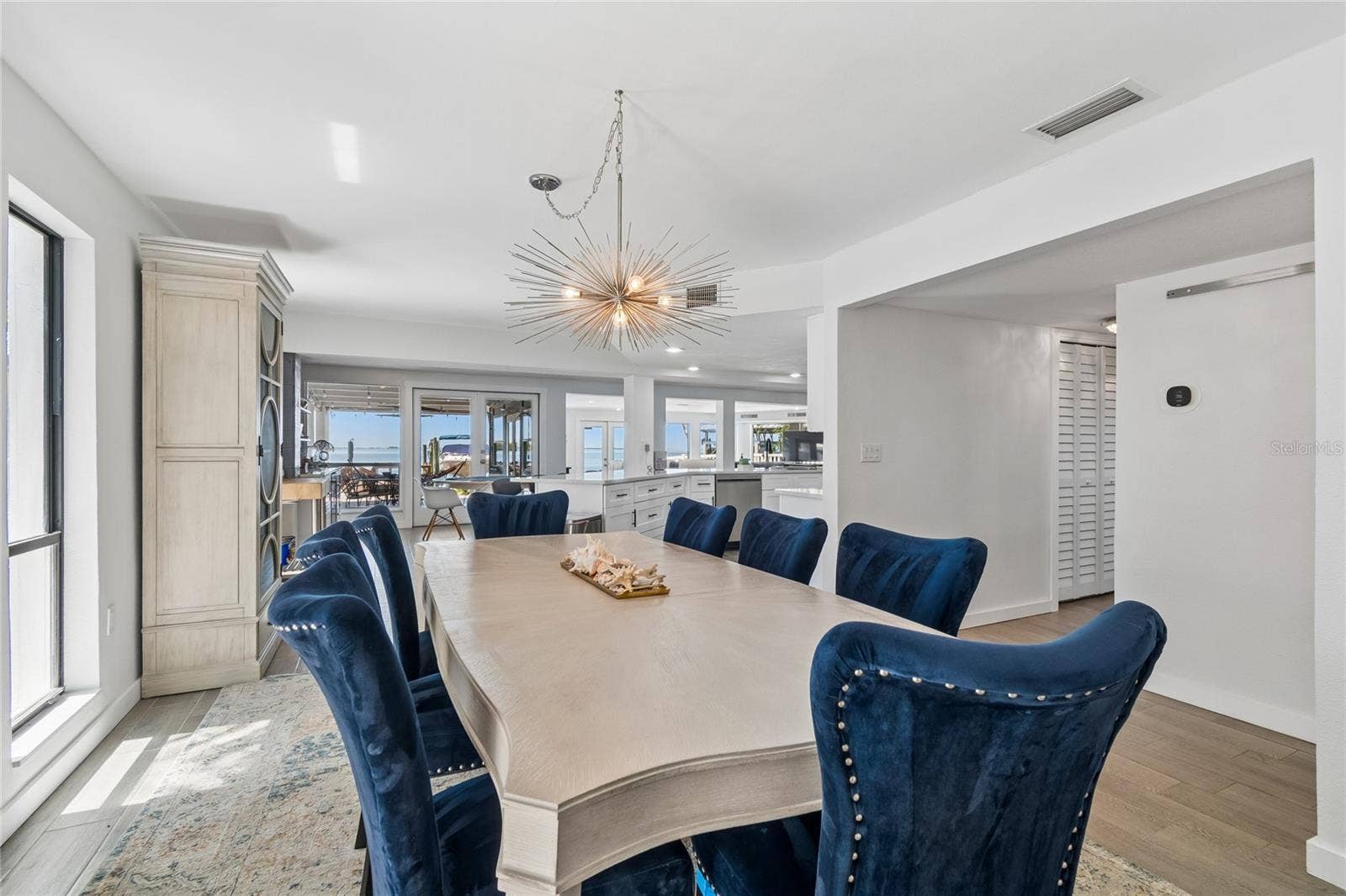 104 KLOSTERMAN ROAD W, Palm Harbor, FL 34683