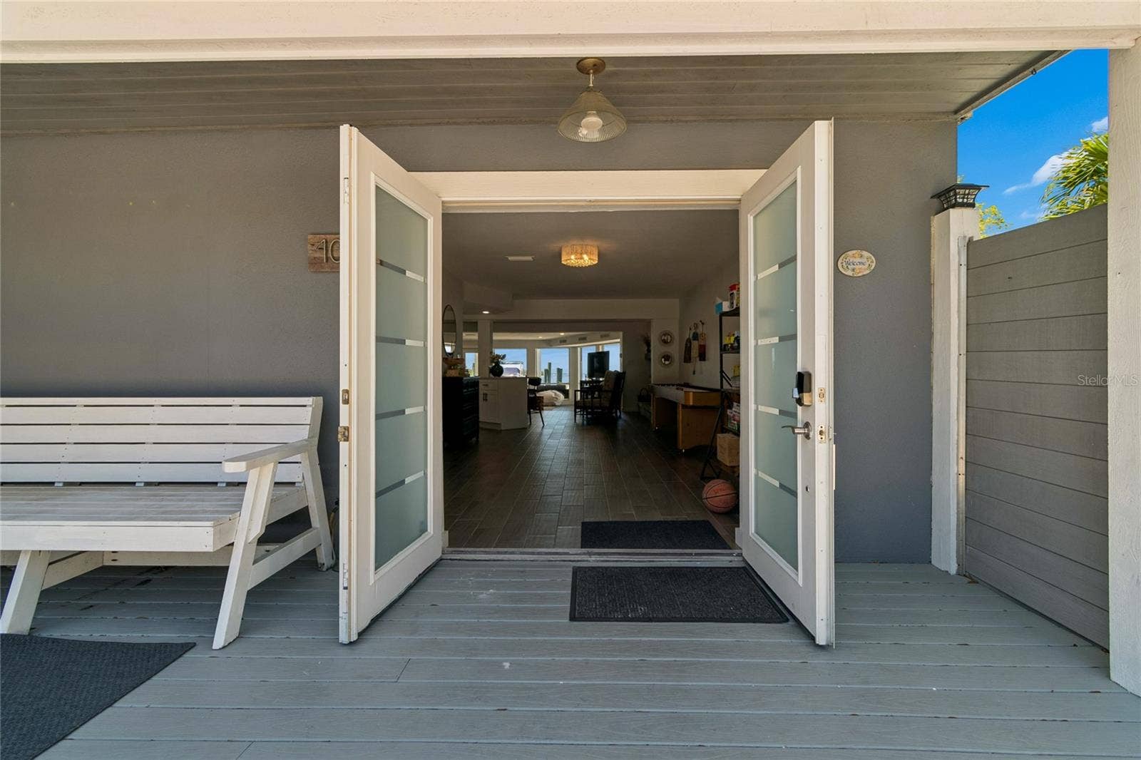 104 KLOSTERMAN ROAD W, Palm Harbor, FL 34683