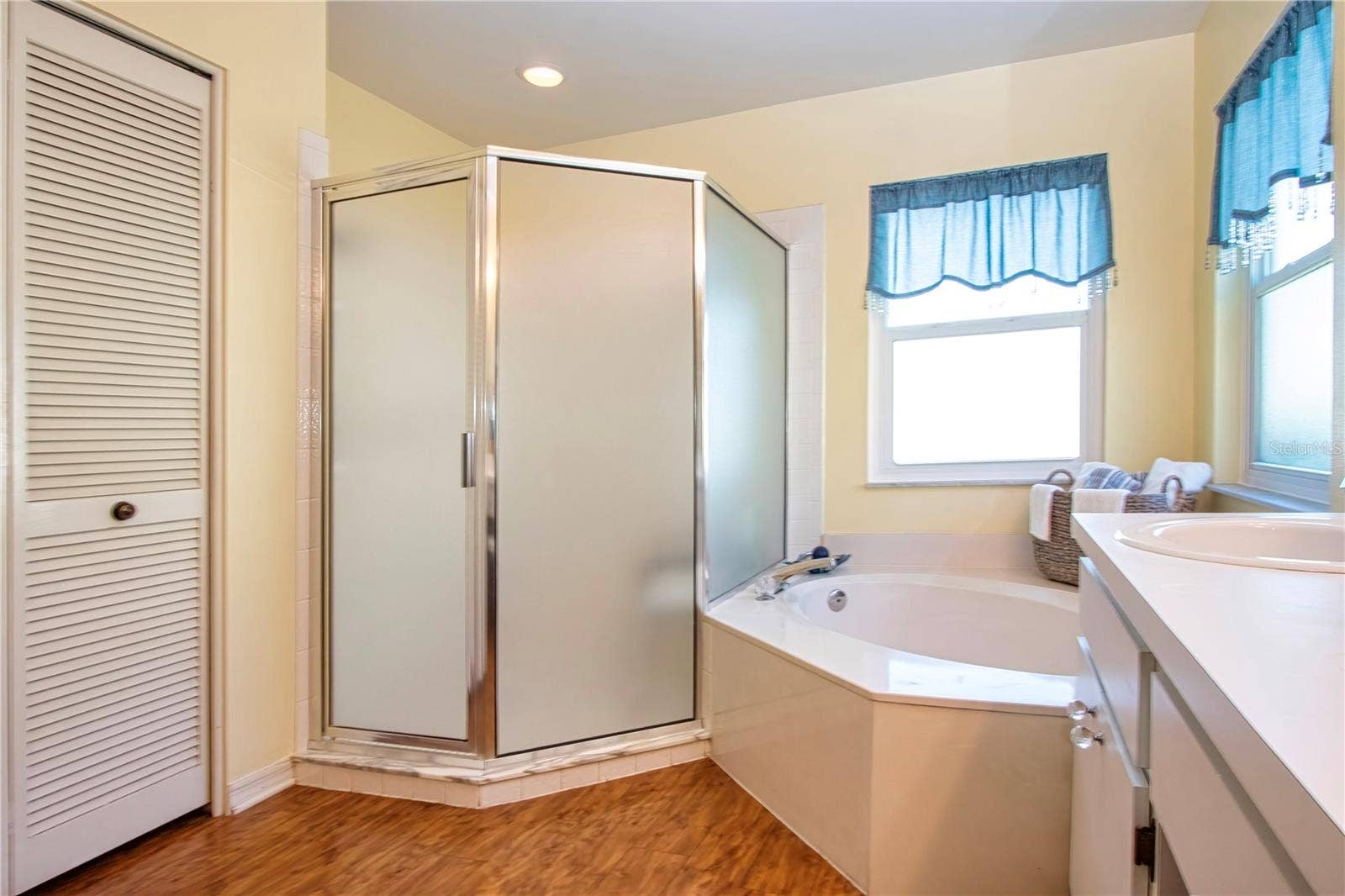 2035 PRESTANCIA LANE, Sun City Center, FL 33573 Primary En Suite