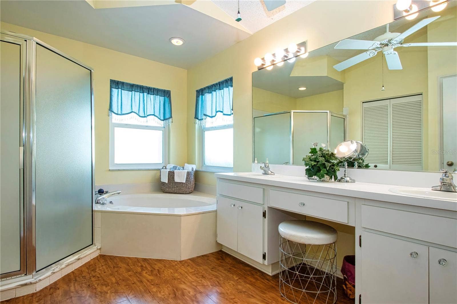 2035 PRESTANCIA LANE, Sun City Center, FL 33573 Primary En Suite
