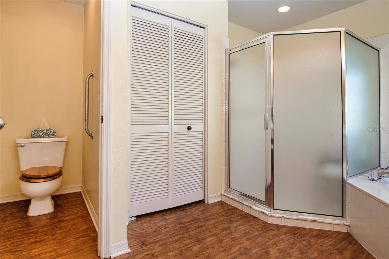 2035 PRESTANCIA LANE, Sun City Center, FL 33573 Primary En-Suite