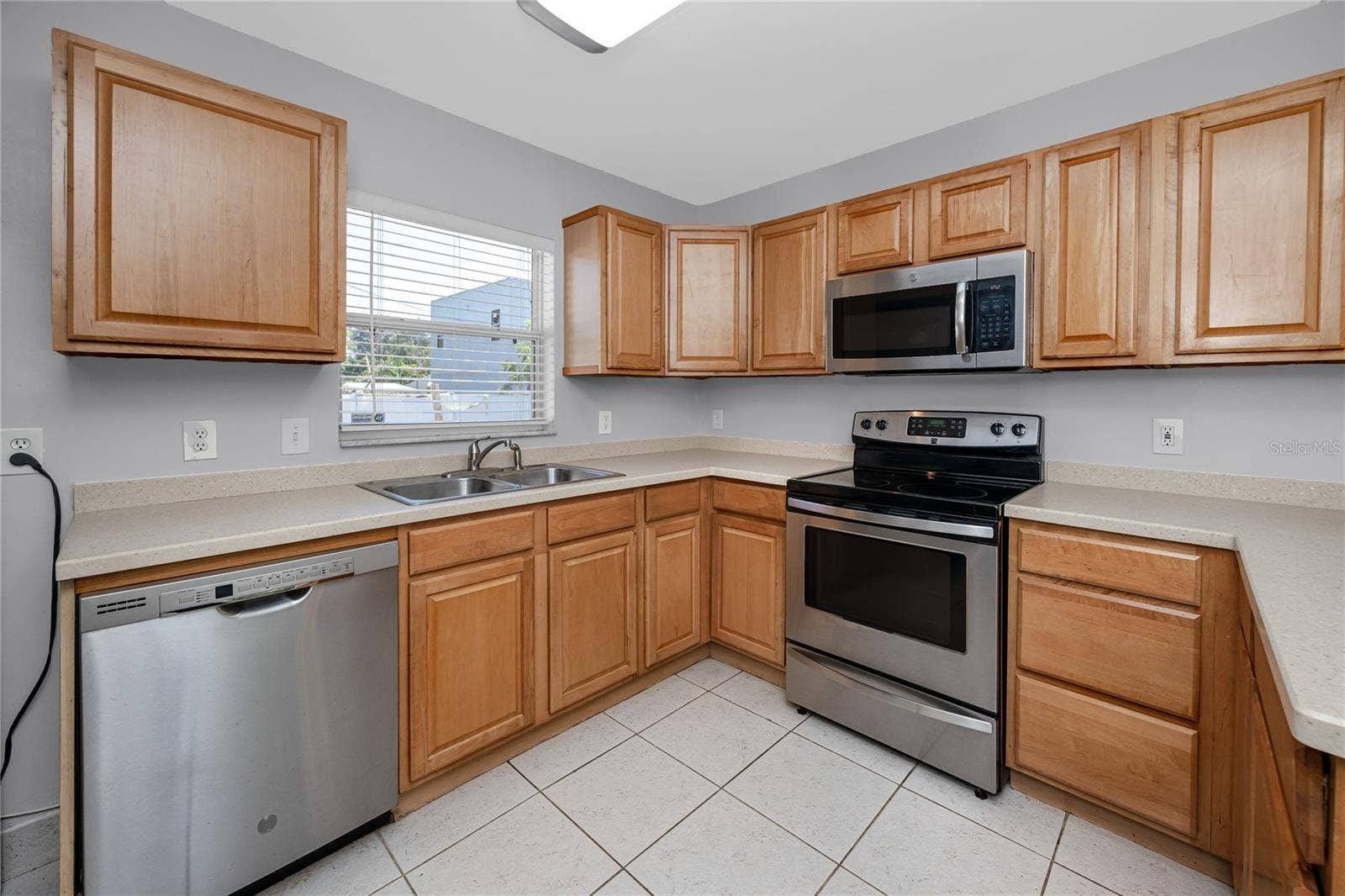 1714 55TH STREET S, Gulfport, FL 33707 1714 55TH STREET S, Gulfport, FL 33707