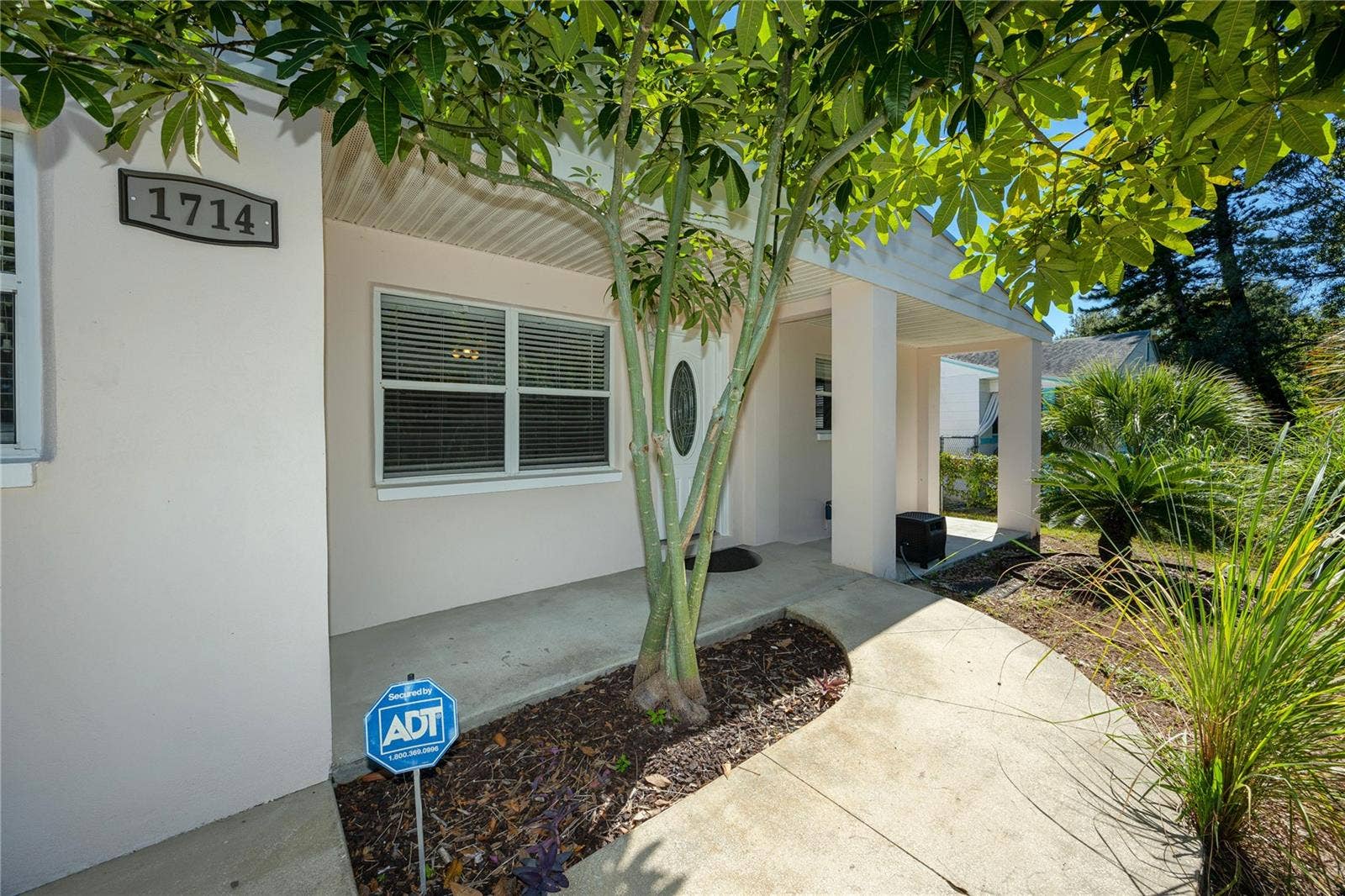 1714 55TH STREET S, Gulfport, FL 33707 1714 55TH STREET S, Gulfport, FL 33707