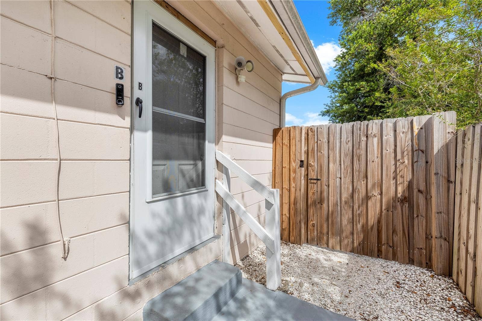 Unit B- Front Door