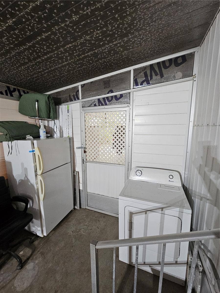 37433 HAMMOND DRIVE, Zephyrhills, FL 33541 37433 HAMMOND DRIVE, Zephyrhills, FL 33541