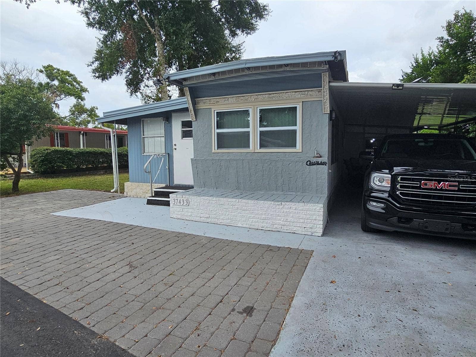 37433 HAMMOND DRIVE, Zephyrhills, FL 33541 37433 HAMMOND DRIVE, Zephyrhills, FL 33541