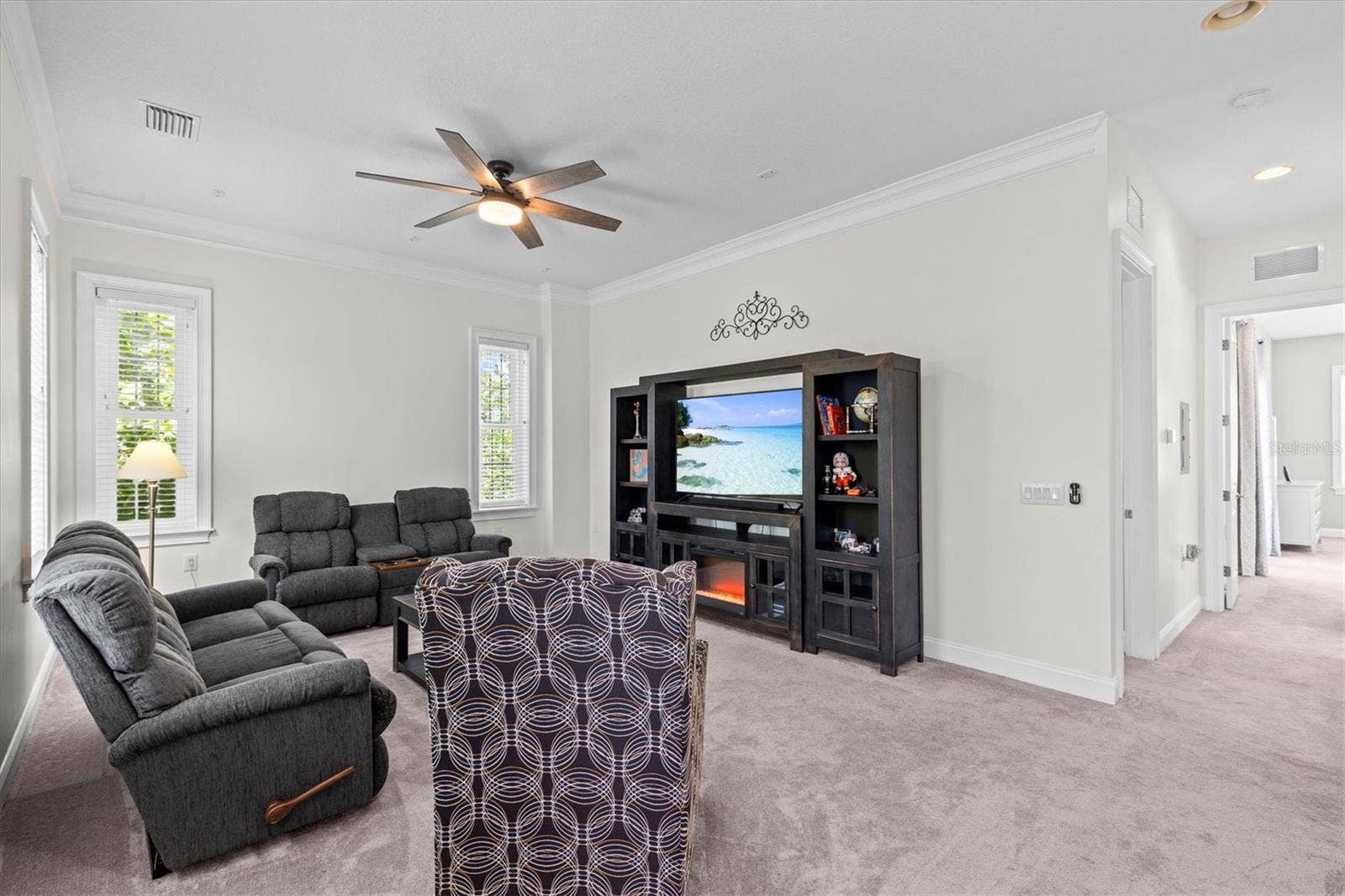 480 GILMAN PLACE N, St Petersburg, FL 33716 Bonus/family room at top of stairs.