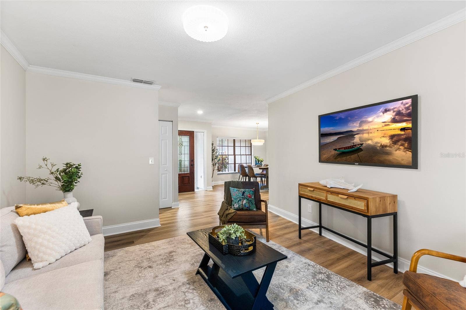 15804 IRONWARE PLACE, Tampa, FL 33624 Living Room