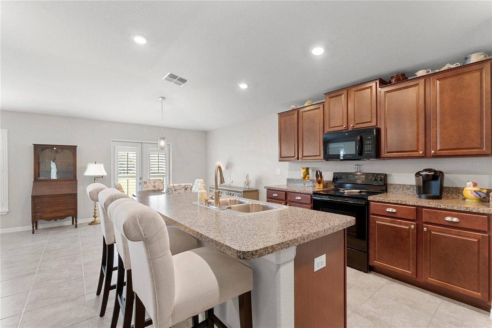 3414 KEARSNEY ABBEY CIRCLE, Dover, FL 33527