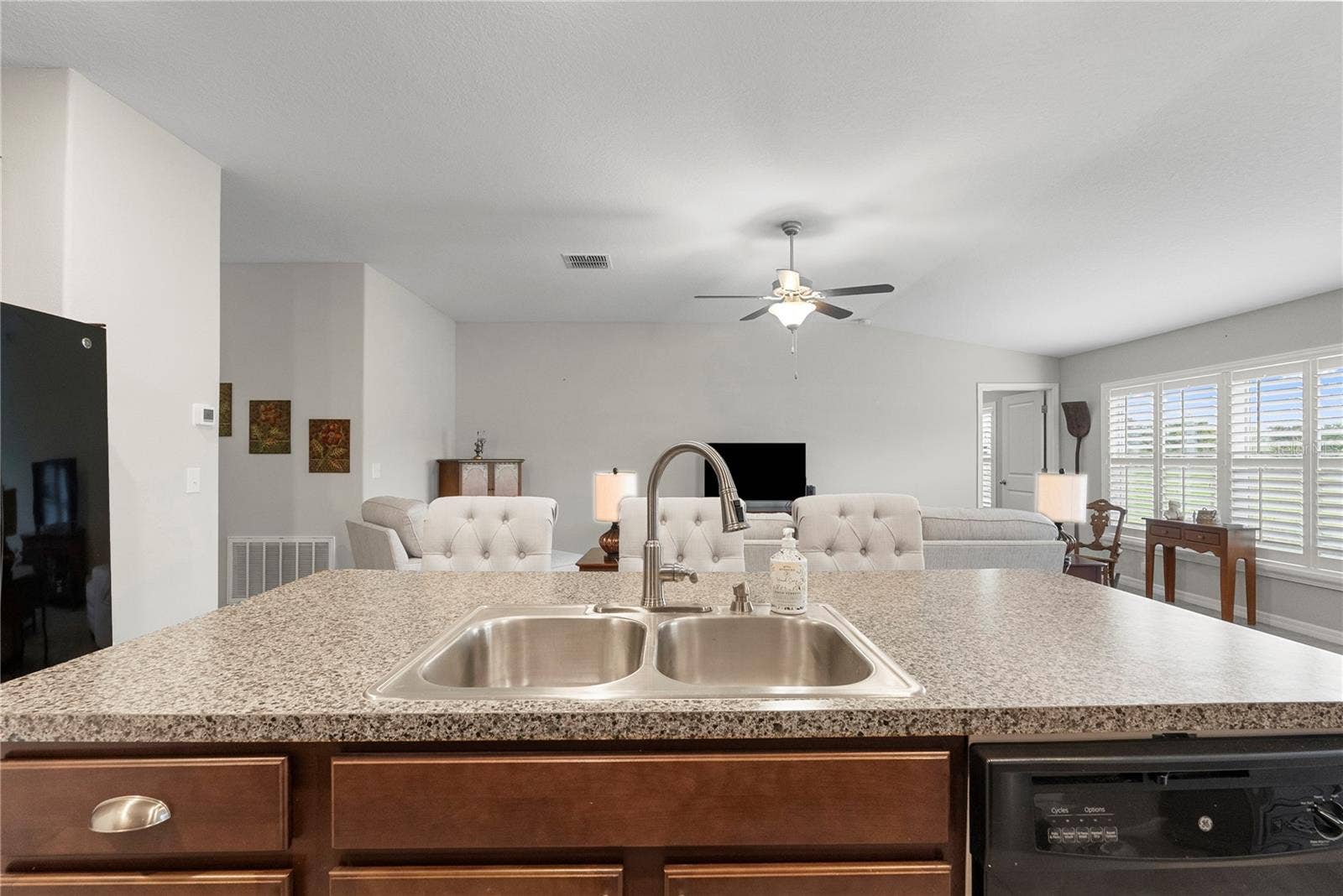 3414 KEARSNEY ABBEY CIRCLE, Dover, FL 33527
