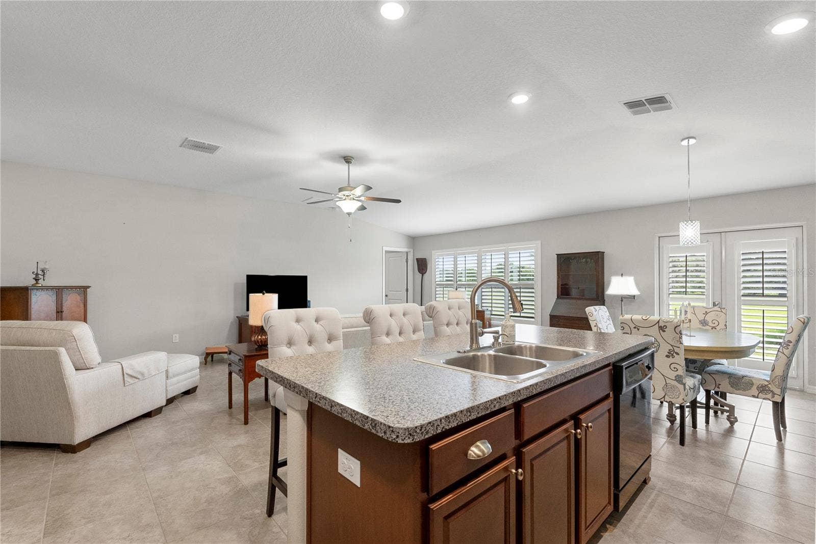 3414 KEARSNEY ABBEY CIRCLE, Dover, FL 33527