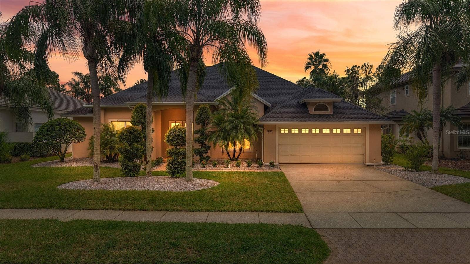 18823 WIMBLEDON CIRCLE, Lutz, FL 33558