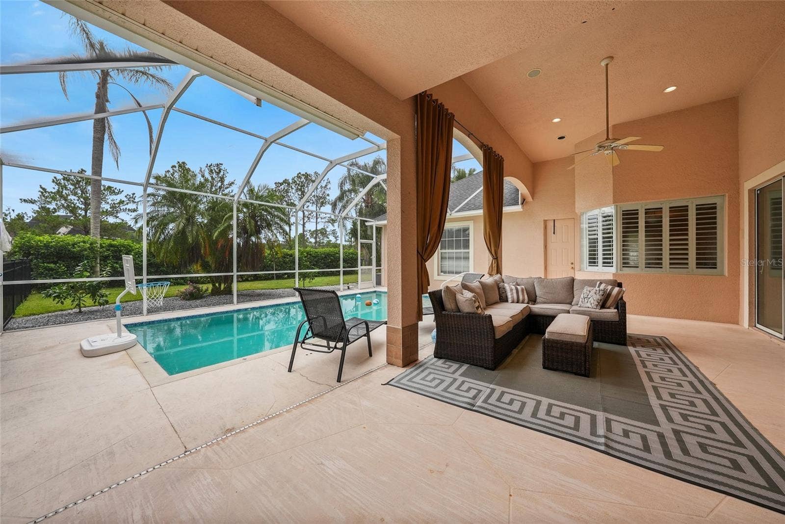 18823 WIMBLEDON CIRCLE, Lutz, FL 33558
