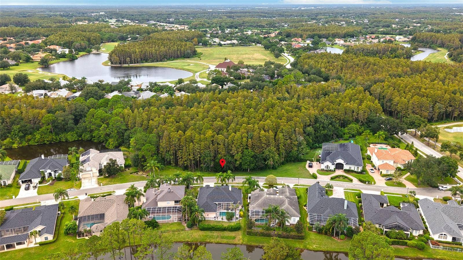 18823 WIMBLEDON CIRCLE, Lutz, FL 33558