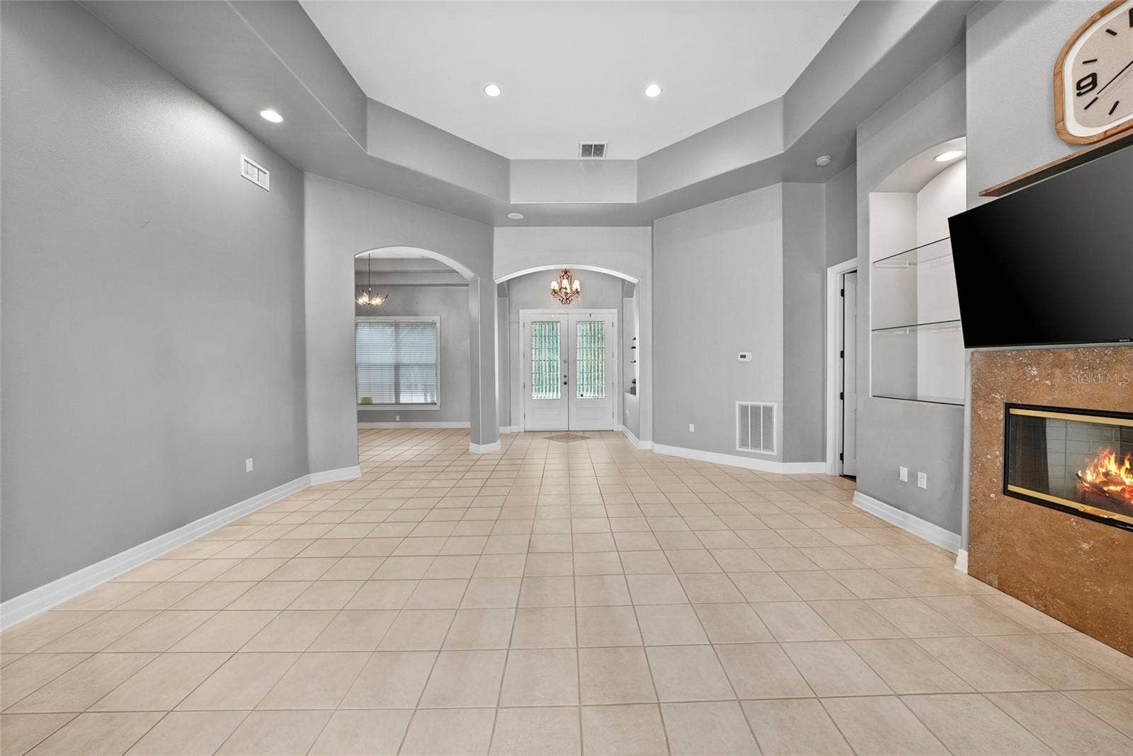 18823 WIMBLEDON CIRCLE, Lutz, FL 33558