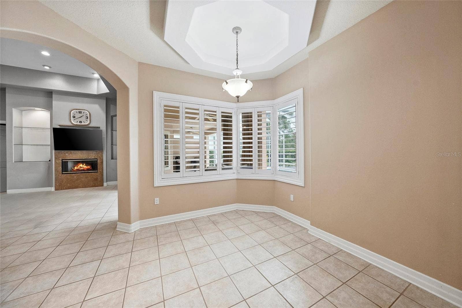 18823 WIMBLEDON CIRCLE, Lutz, FL 33558
