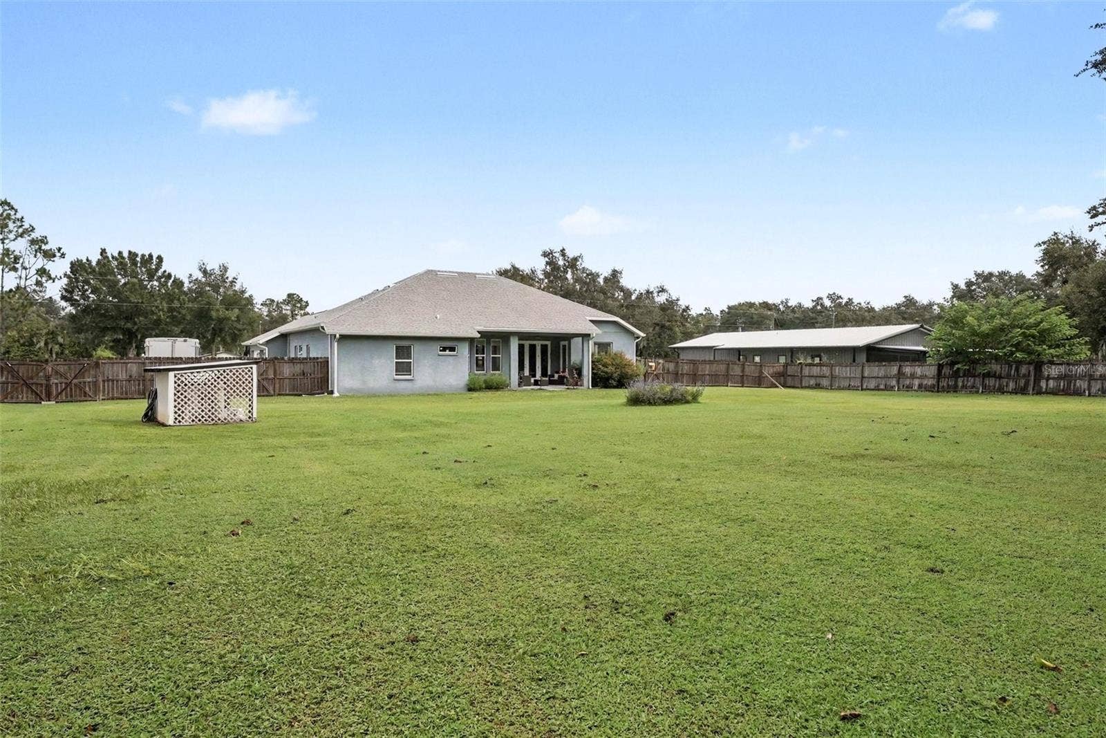 6207 STORCK ACRES LANE, Plant City, FL 33565 6207 STORCK ACRES LANE, Plant City, FL 33565