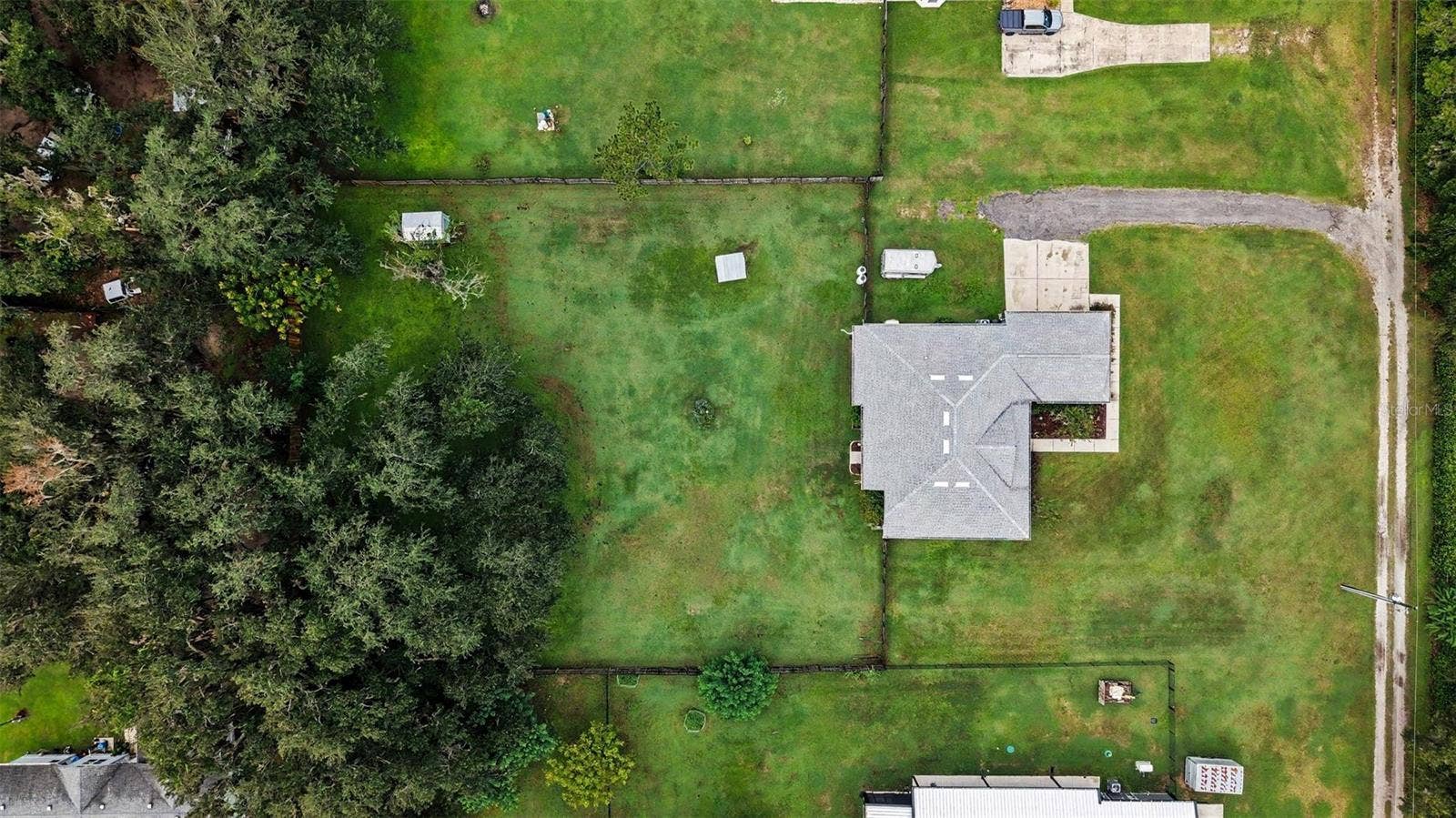 6207 STORCK ACRES LANE, Plant City, FL 33565 6207 STORCK ACRES LANE, Plant City, FL 33565