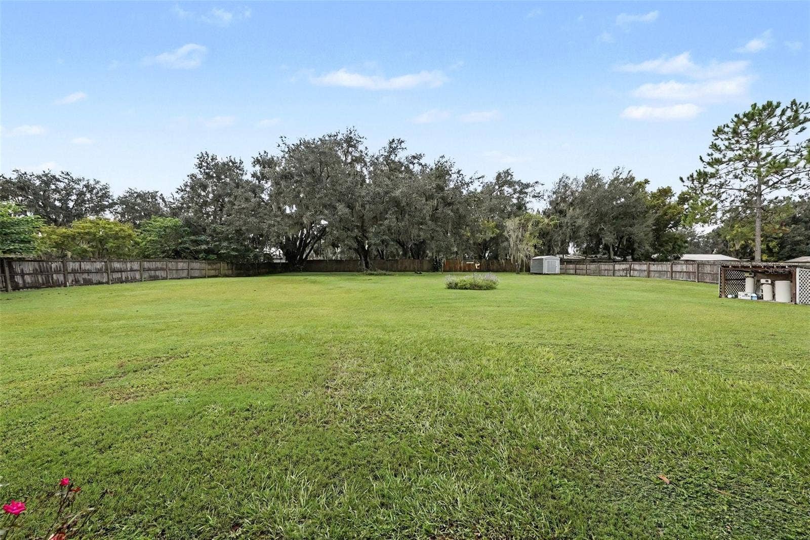 6207 STORCK ACRES LANE, Plant City, FL 33565 6207 STORCK ACRES LANE, Plant City, FL 33565