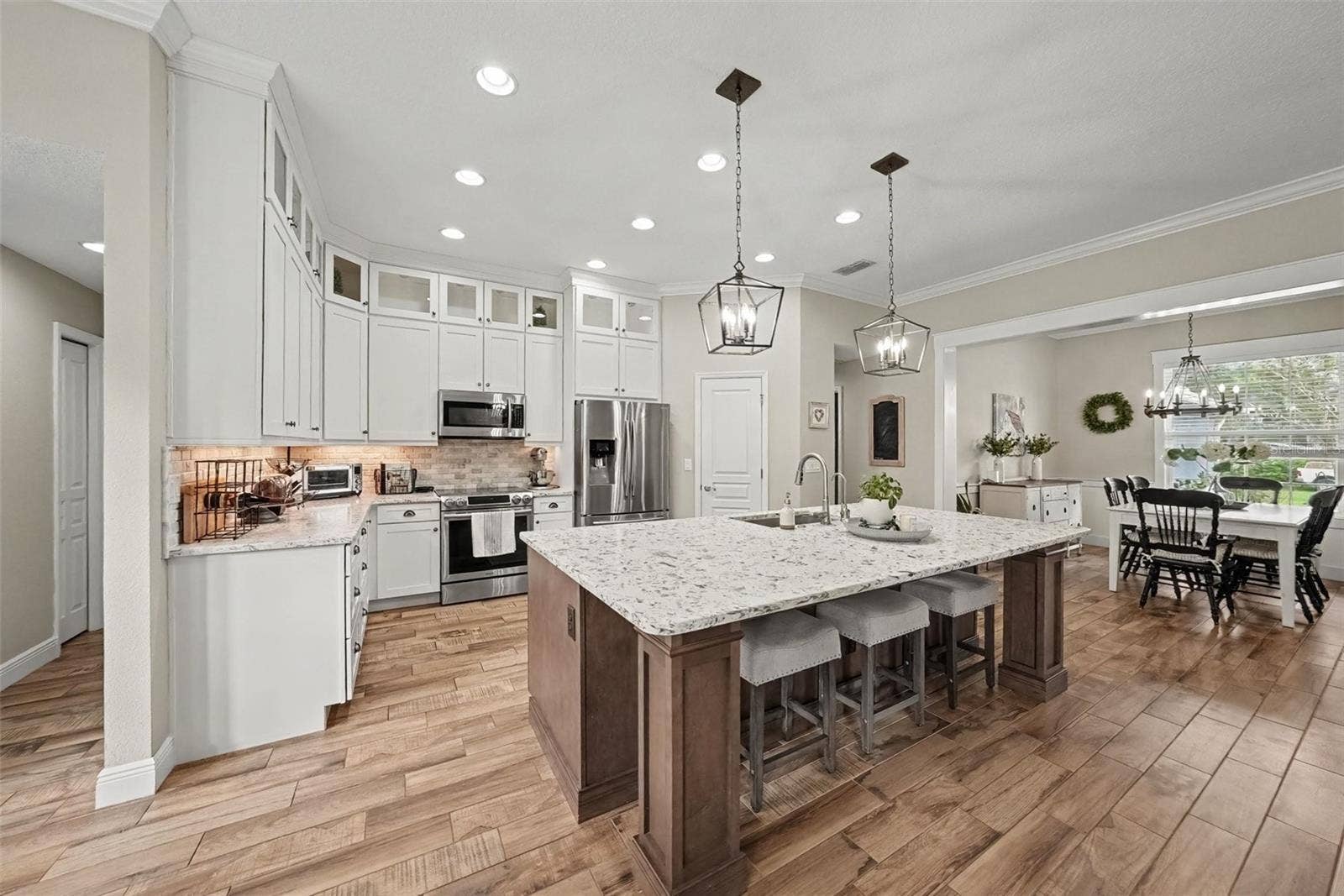 6207 STORCK ACRES LANE, Plant City, FL 33565 6207 STORCK ACRES LANE, Plant City, FL 33565