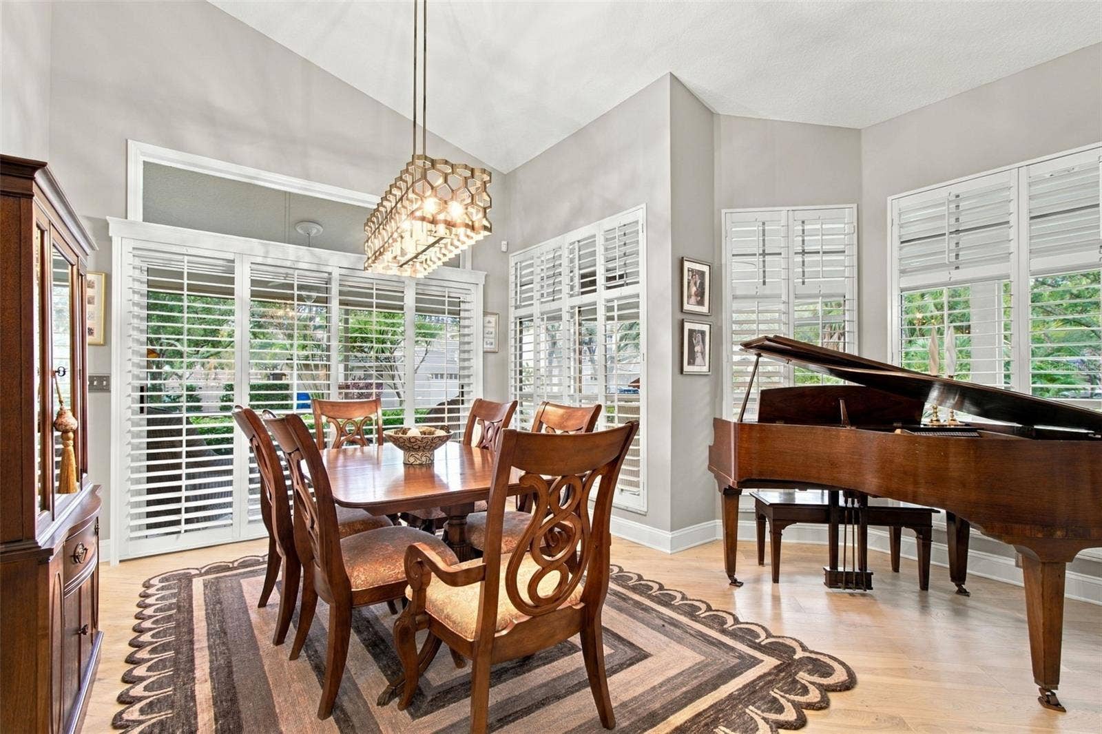 435 DATE PALM COURT NE, St Petersburg, FL 33703 435 DATE PALM COURT NE, St Petersburg, FL 33703