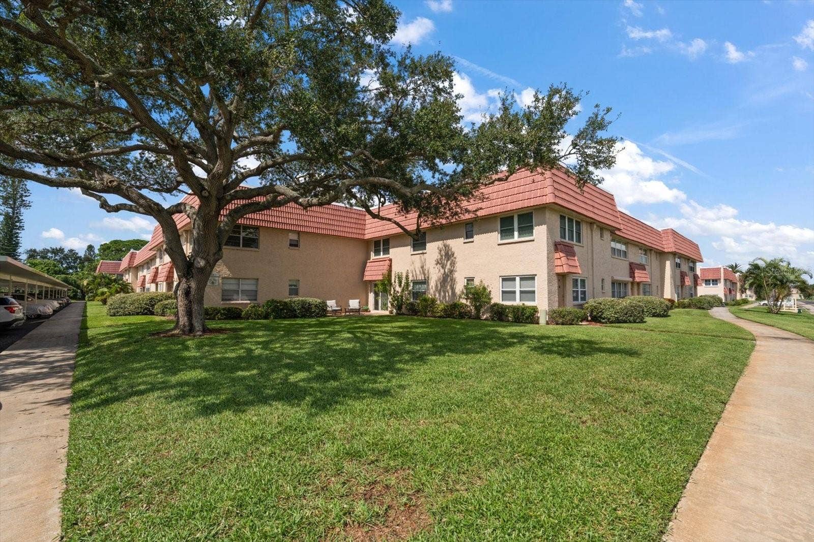 10037 62ND TERRACE N, #18, St Petersburg, FL 33708
