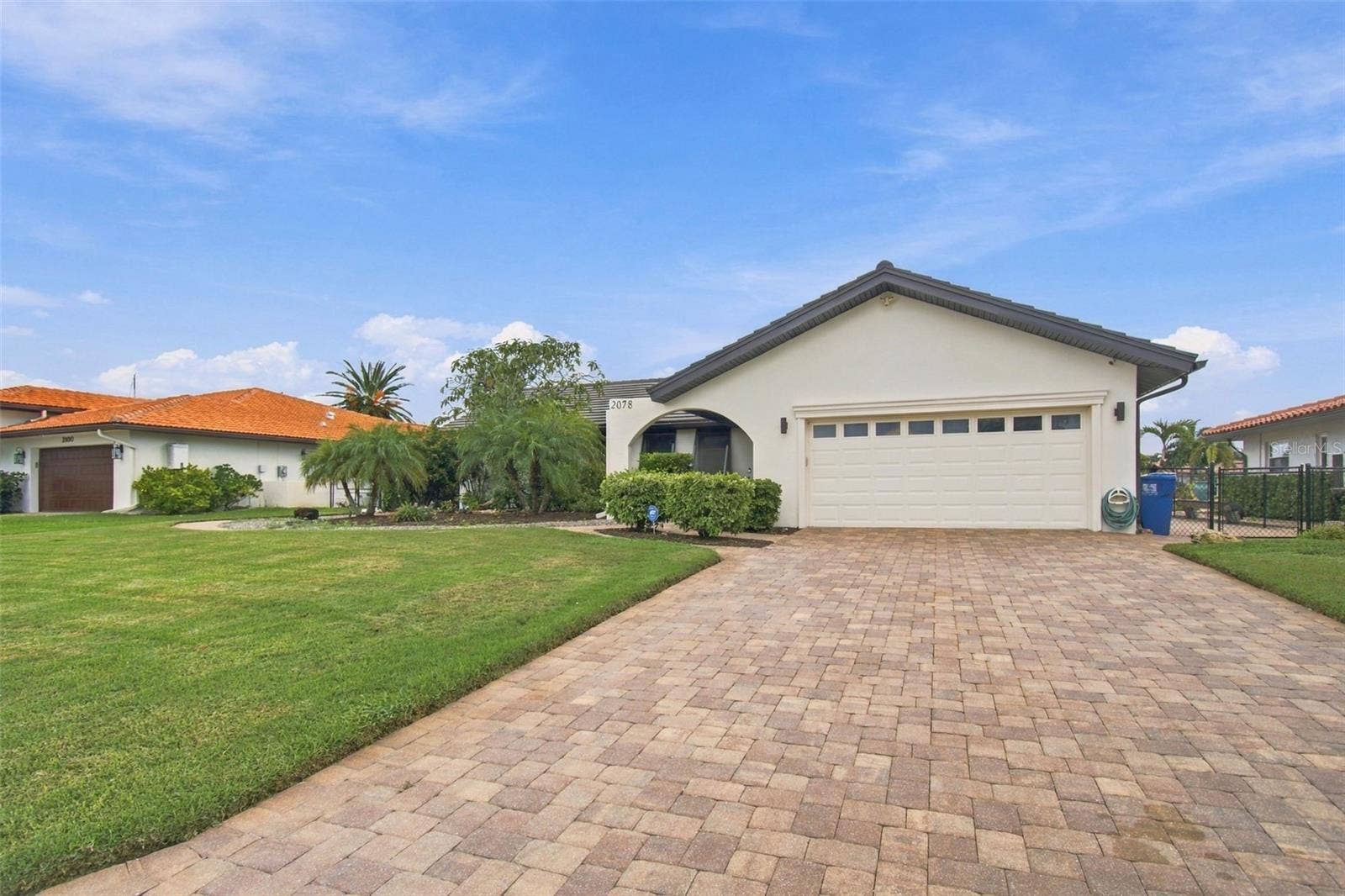 2078 NE MONTANA AVENUE NE, St Petersburg, FL 33703