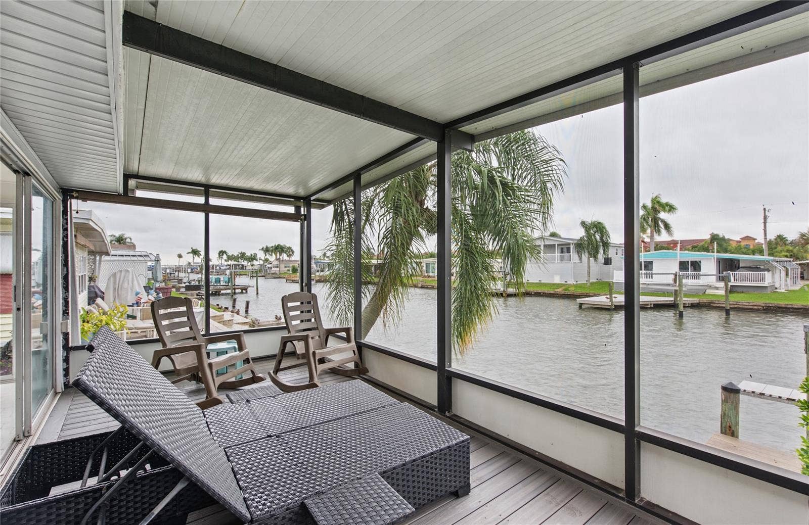 Waterfront Screen Room