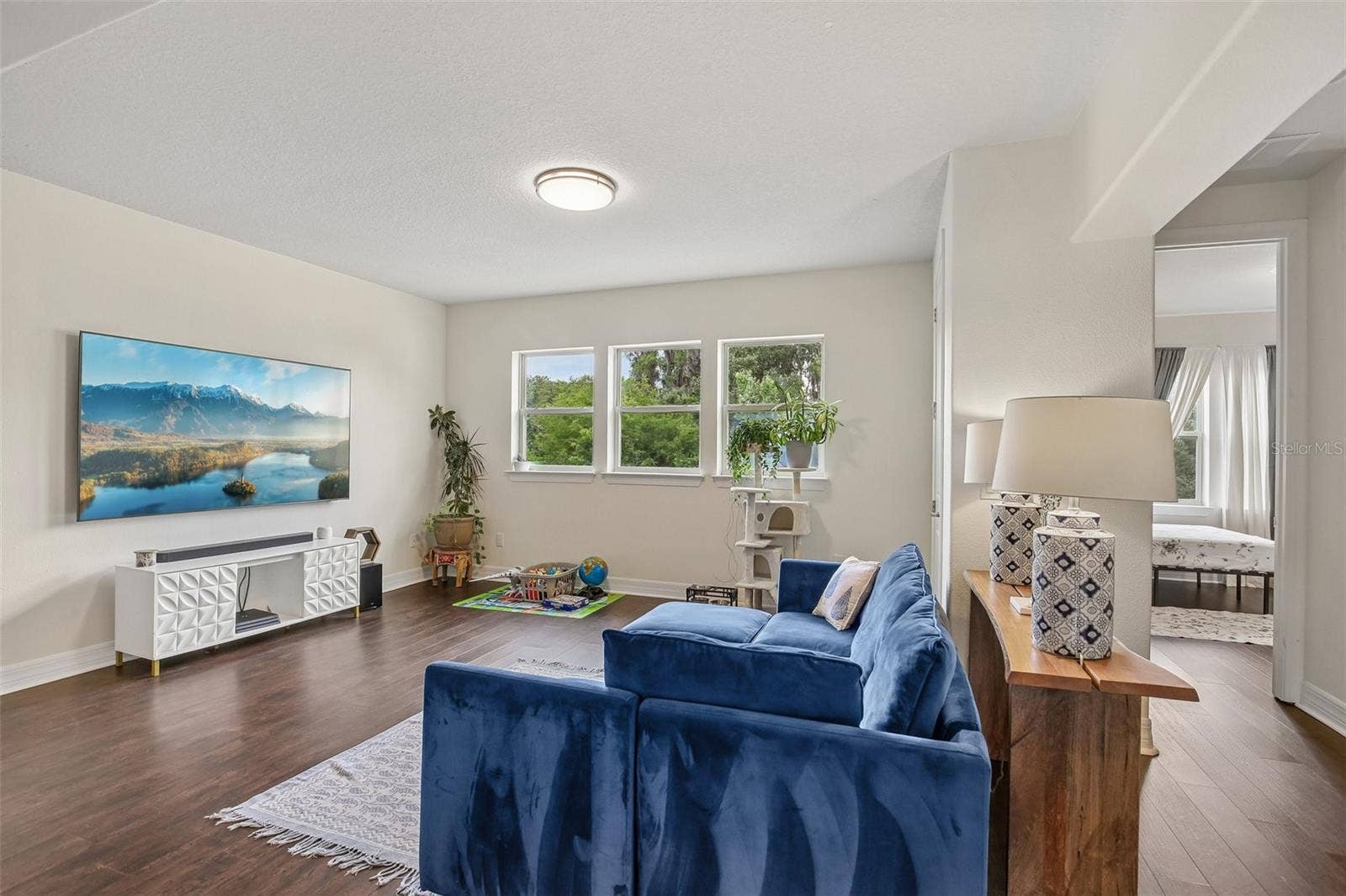 11054 SUNDRIFT DRIVE, Tampa, FL 33647 11054 SUNDRIFT DRIVE, Tampa, FL 33647