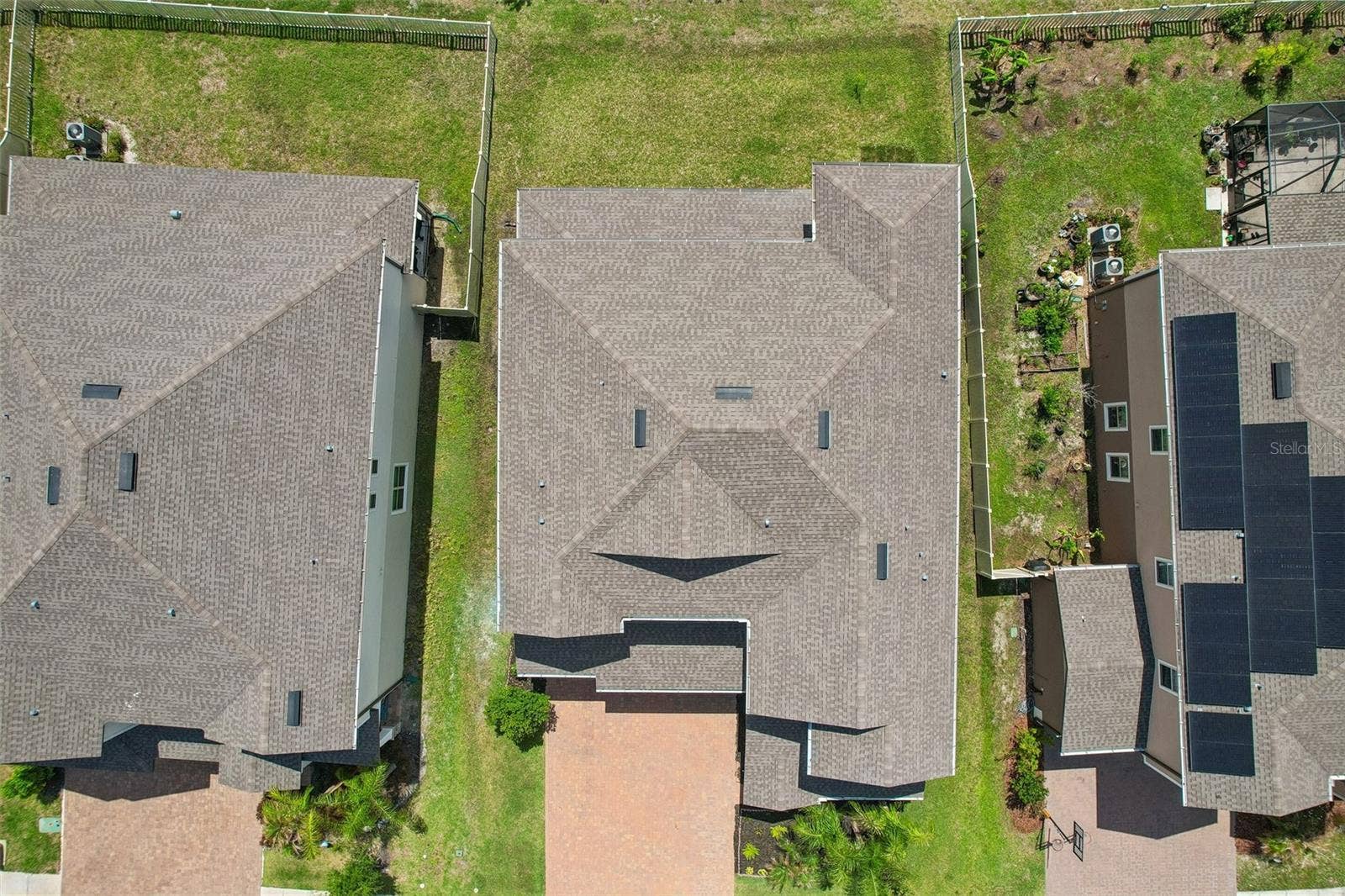 11054 SUNDRIFT DRIVE, Tampa, FL 33647 11054 SUNDRIFT DRIVE, Tampa, FL 33647
