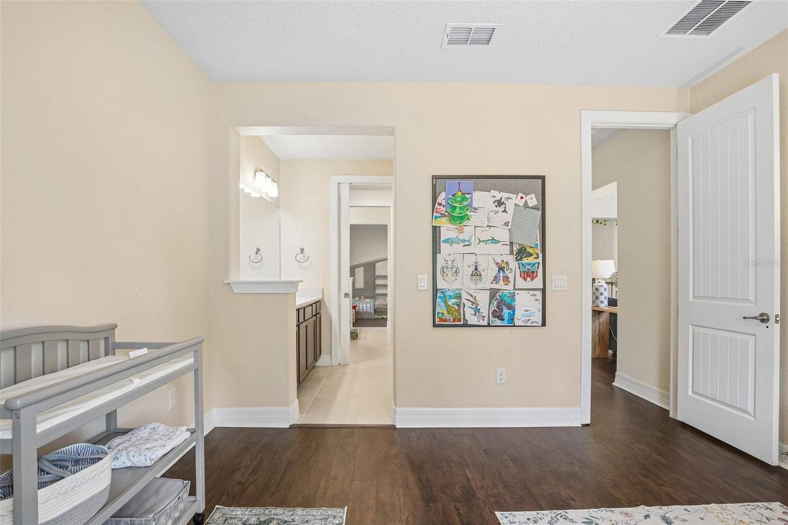 11054 SUNDRIFT DRIVE, Tampa, FL 33647 11054 SUNDRIFT DRIVE, Tampa, FL 33647