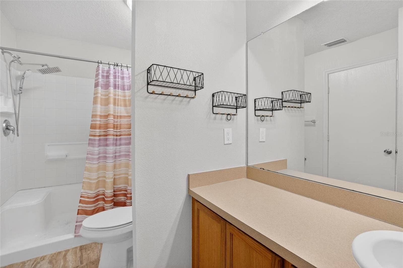 2605 OLEANDER LAKES DRIVE, Brandon, FL 33511 2605 OLEANDER LAKES DRIVE, Brandon, FL 33511
